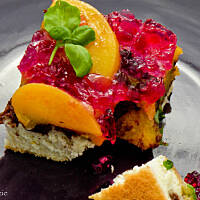 potrójna brzoskwinia z bazylią