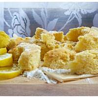 Cytrynowe księżyce