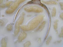 Fot. olusia23, Zupa mleczna z zacierką. Smak dzieciństwa.