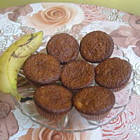 Muffinki z bananem i mlekiem skondensowanym
