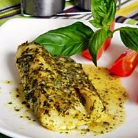 Dorsz zapiekany z masłem i pesto