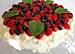 Fot. walczak72, Pavlova z truskawkami i jagodami