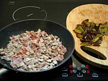 Fot. Gintruś, wieprzowa potrawka z sosem śliwkowym - 20 min