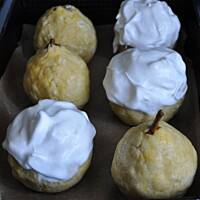 Gruszka w cieście z lodami