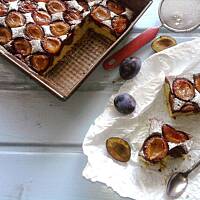 Waniliowo - kakaowe ciasto ze śliwkami