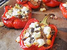 Fot. sebek, Pieczona papryka faszerowana kaszą