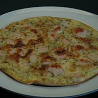 Ziołowy omlet z parówką i almettą – 8 min