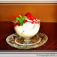 Semifreddo-deser pół zamrożony.