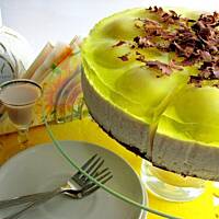 Sernik na gryczanym biszkopcie, z likierem i gruszkami