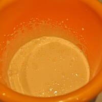 Placek drożdżowy z wiśniami i kruszonką