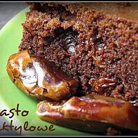 Błyskawiczne ciasto bez jajek i cukru