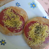 Pitta a'la pizza