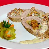 Polędwiczka z cukinią i kurkami