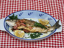 Fot. Agusia2, Okoń morski z wędzonym boczkiem