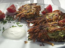 Fot. Izabela Nowak, Racuszki z cukinii z otrębami