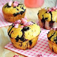 Jagodowe muffinki z niespodzianką