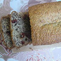 Chlebek bananowy z żurawiną i kokosem