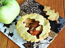 Fot. MIENTA, Cynamonowe szarlotki