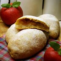 Drożdżówki z jabłkiem