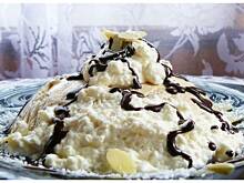 Fot. OstraNaSłodko, Sernik Latte z Mleczną Czekoladą