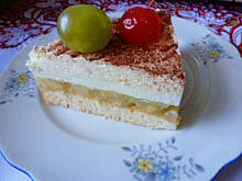 Fot. Mama - Różyczki, Torcik jabłkowy z kremem