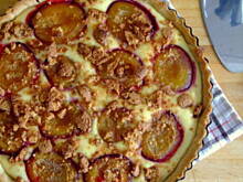 Fot. kasia_sach, Serniko-tarta ze śliwkami z kruszonką amaretti