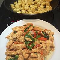 Ryż na ossstro z kurczakiem i ananasem