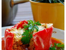 Fot. Brenia, Papryka faszerowana mięsem w sosie pomidorowym