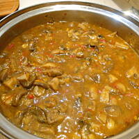 Sos pieczarkowy z marchewką i papryką