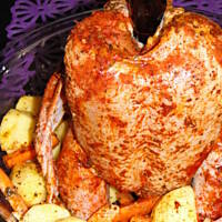 Kurczak na butelce piwa z warzywami