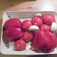 ostry sos z pieczoną papryką do pizzy