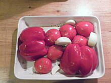 Fot. dariadb, ostry sos z pieczoną papryką do pizzy