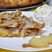 Tarta z gruszkami i cytrynową śmietanką