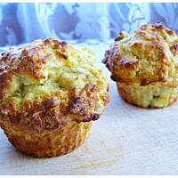 Bananowe muffinki z migdałowym wnętrzem