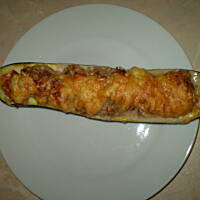 cukinia z farszem mięsno ryżowym