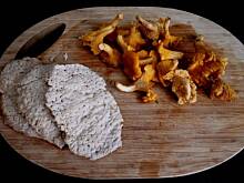 Fot. Gintruś, Schab w sosie z kurek