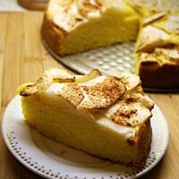 Cytrynowe ciasto z jabłkami