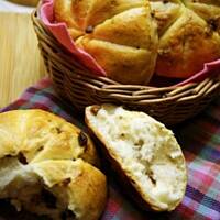 Bułeczki cebulowe