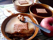 Fot. Madziulka;), Deser budyniowy a'la szarlotka