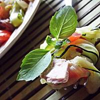 Tagliatelle z cukinii z tuńczykiem