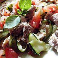 Tagliatelle z cukinii z tuńczykiem