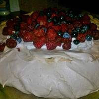 tort pavlova (lub coś w tym stylu)