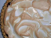 Fot. olusia23, Tarta ze śliwkami i bezą