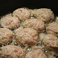 Frikadele (Frikadeller)