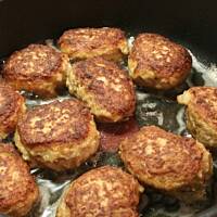 Frikadele (Frikadeller)