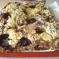 Drożdżówka ze śliwkami