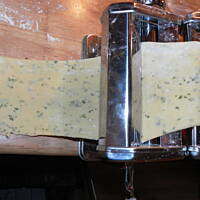 Makaron z miętą w sosie cukiniowym