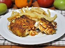 Fot. MIENTA, Kotlety z camembertem i lutenicą