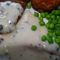 Sos pieprzowy (Peber sovs)