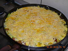 Fot. izka-1980, Zapiekanka z ziemniakami,kapustą i kiełbasą z patelni